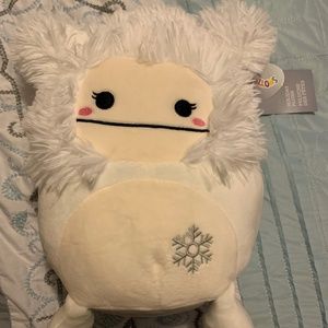 Brand new White Bigfoot Squishmallow